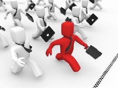 首届全国“双新双创”博览会举行 宜昌一个人三单位受表彰