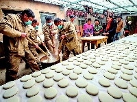 湖北各地：欢欢喜喜迎新年