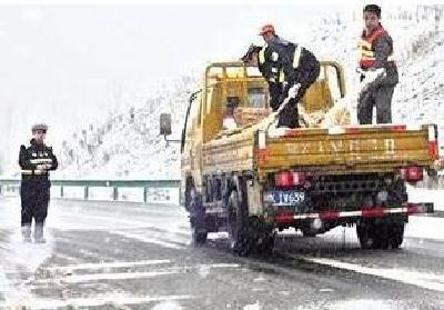 司机注意！受大雪影响，湖北省内这些高速仍限行