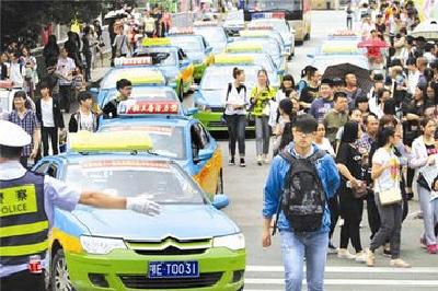 高考来了 168名考生将接受“一对一”送考