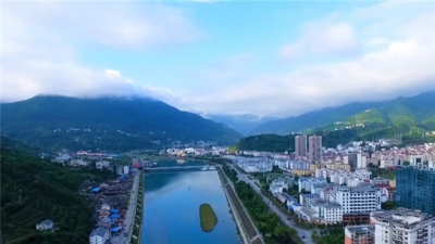 兴山：对口支援结硕果 移民开启新生活