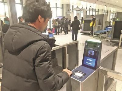 记者体验改造后的宜昌东站 进站方便 取票不等 候车不挤