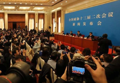新发言人首次亮相，回应了这些“敏感”问题