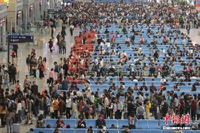 5月1日全国铁路预计发送旅客1678万人次