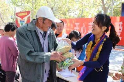 宜昌选树10名“最美社区工作者” 