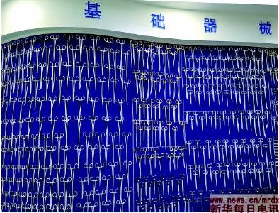 明摆着亏本,这俩国企为何还要坚持生产