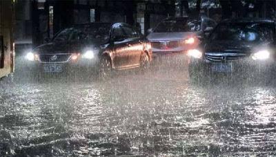 7月暴雨高温天气跟今年没来台风有关吗