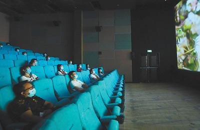 大银幕，见面了！