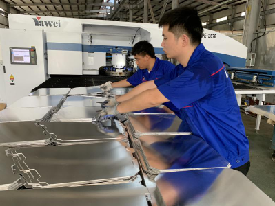 “总书记‘谈心式互动’，让我们干劲儿十足”