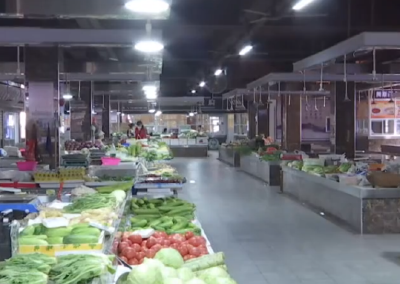 规范管理进市场 舒心放心进菜篮