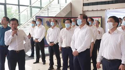 市委六届十五次全会暨经济工作会项目观摩活动举行