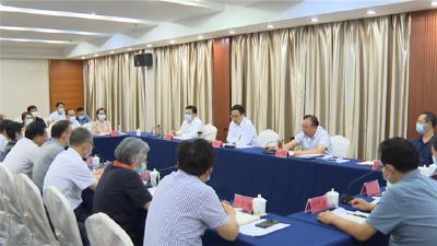 市疫情防控指挥部召开专题会议