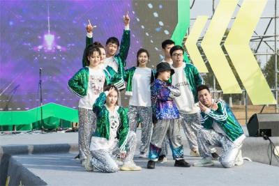 青春！活力！2022第一天，宜昌这里好热闹