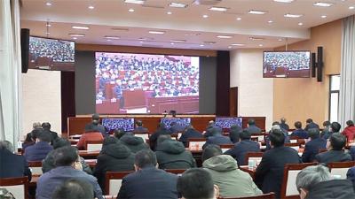 全省深入实施区域发展布局暨县域经济发展大会举行