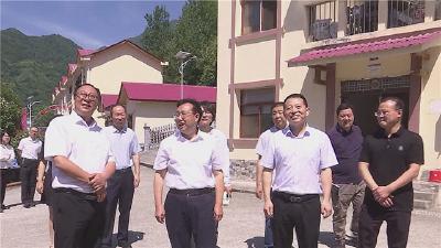 王国斌到兴山县调研