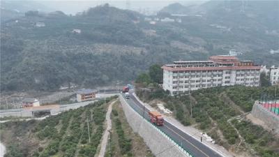路通产业旺 乡村振兴劲头足