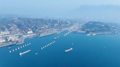 2024年三峡枢纽通过量近1.6亿吨