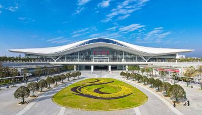 荆门市委书记胡亚波：以重点突破推动整体提升 加快建成产业转型升级示范区