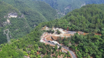 宜昌城西高速公路先行工程开工 南津关长江大桥主跨采用1200米双塔单跨吊钢桁梁悬索桥、一跨过江  