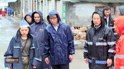 陈红辉到五峰土家族自治县调研督导防汛救灾工作 全力保障安全度汛和人民群众生命财产安全