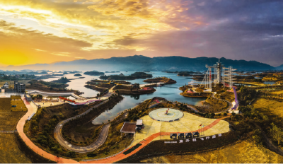 做活“三色经济” 老区华丽蝶变  
