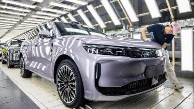 不“卷”价格优价值 新能源车红海中的新岚图  