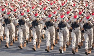 走上长安街、走过天安门，湖北24位女民兵参阅  