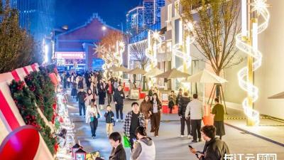 湖北省商务厅党组书记、厅长龙小红：扩内需强开放，绘就发展新图景  