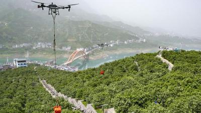 从“会种地”到“慧种地”——秭归春耕掀起“智能装备革命”，一人管百亩不是梦  