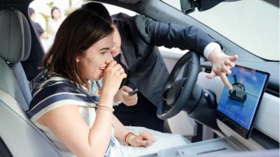 从本土到全球，岚图明日上市  