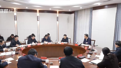 黄剑雄主持研究人才工作时强调 全方位培养引进用好人才 不断开创宜昌人才工作新局面