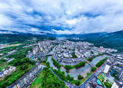 五峰获全国首批“宝藏小城”称号