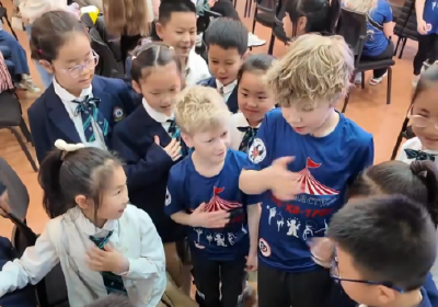 俄罗斯“小蝴蝶”遇上宜昌“小龙人” 中俄萌娃用艺术“对上了暗号”