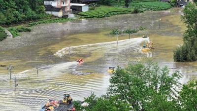 全市上下持续奋战防汛一线 强降雨持续4天 转移2241人