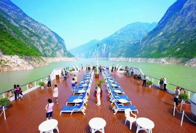 “三峡九歌 来电宜昌”宜昌文旅营销活动举行 海内外博主沉浸体验“世界级”山水人文