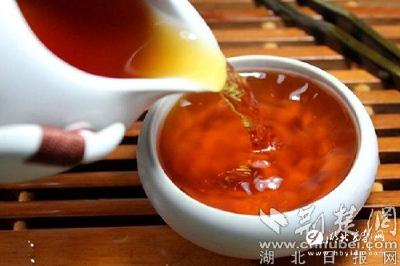 【湖北日报网】《宜都红茶厂史料选》新书首发在北京举行