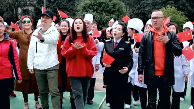 宜都万人快闪《我和我的祖国》24小时点击量突破40万