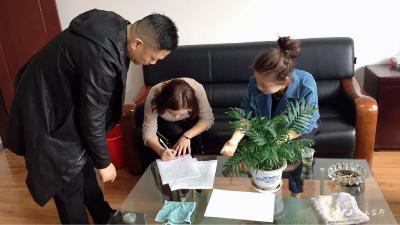 大衣干洗却缩水 消费者获赔4000元