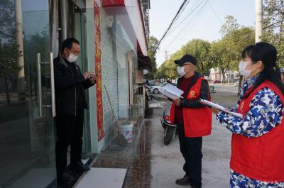 社区志愿者为战“疫”注入生力军