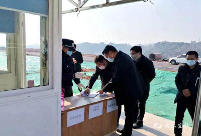 市住建局：“三个一”工作机制 助推重点建筑企业复工复产“加速跑”