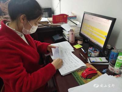 当好“三员”，巾帼力量撑起抗疫“半边天”
