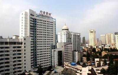 4月6日起，武汉同济医院主院区全面恢复门诊