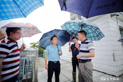 谭建国检查指导防汛工作