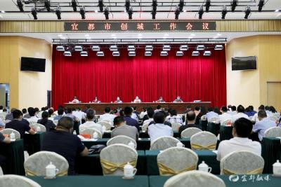李泽刚：奋力夺取全国文明城市“两连冠” 高标准创成国家卫生城市 