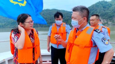 严查非法垂钓捕捞  架起水域生态保护“高压线”