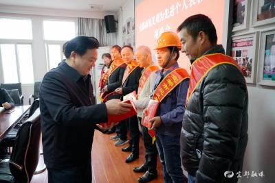 为他们点赞！我市9名见义勇为先进个人受表彰