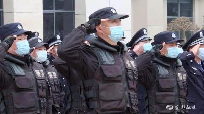 1·10，致敬中国人民警察！