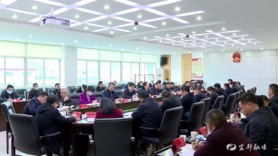 保持奋斗姿态 加快破题解题服务构建新发展格局