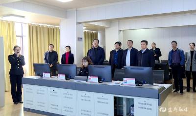 市政协开展“行政执法‘三项制度’落实情况”主席会议视察活动