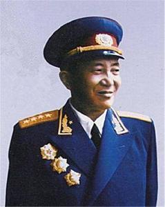 罗瑞卿：能文亦武 功勋卓著